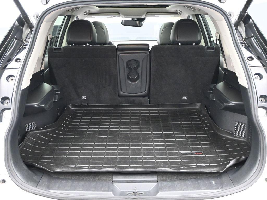 2020 Nissan Rogue Vehicle Photo in Marion, IA 52302