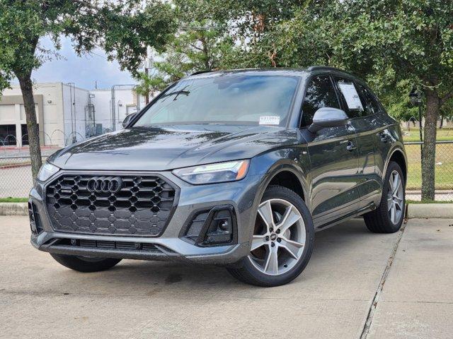 2025 Audi Q5 Vehicle Photo in HOUSTON, TX 77090