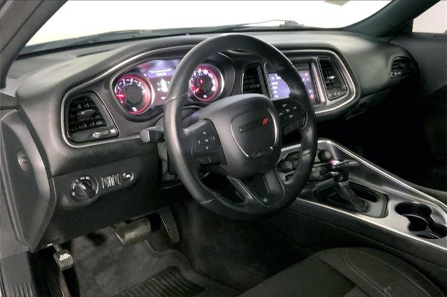 2017 Dodge Challenger Vehicle Photo in Lees Summit, MO 64086