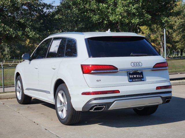 2025 Audi Q7 Vehicle Photo in HOUSTON, TX 77090