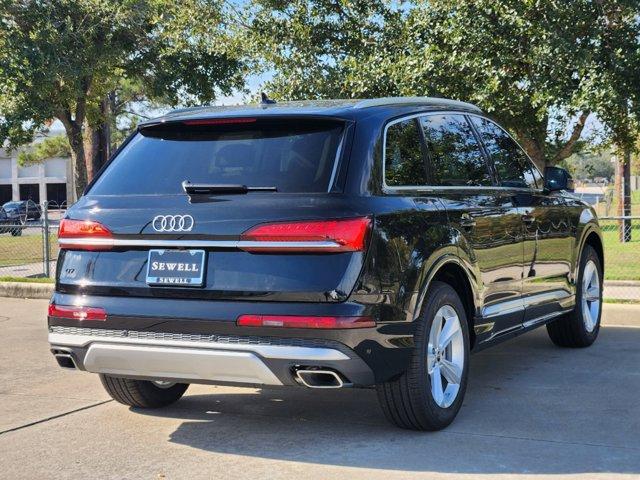 2025 Audi Q7 Vehicle Photo in HOUSTON, TX 77090