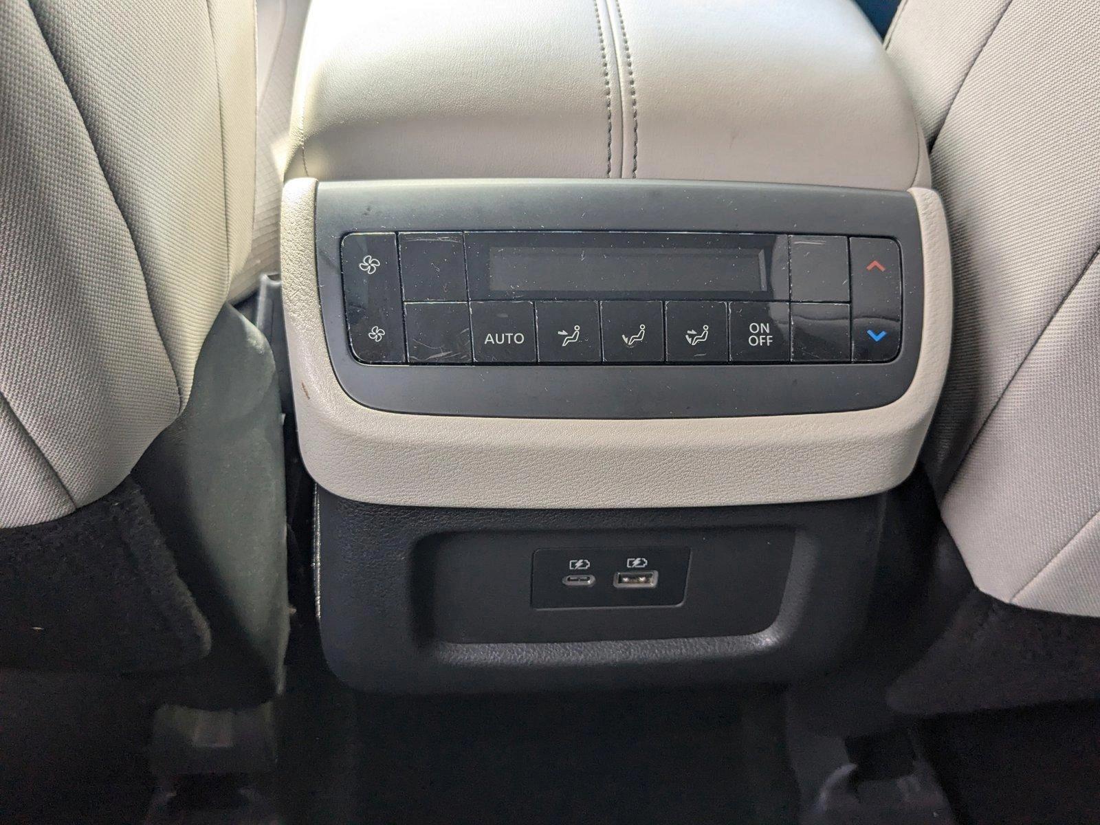 2022 Nissan Pathfinder Vehicle Photo in Miami, FL 33135