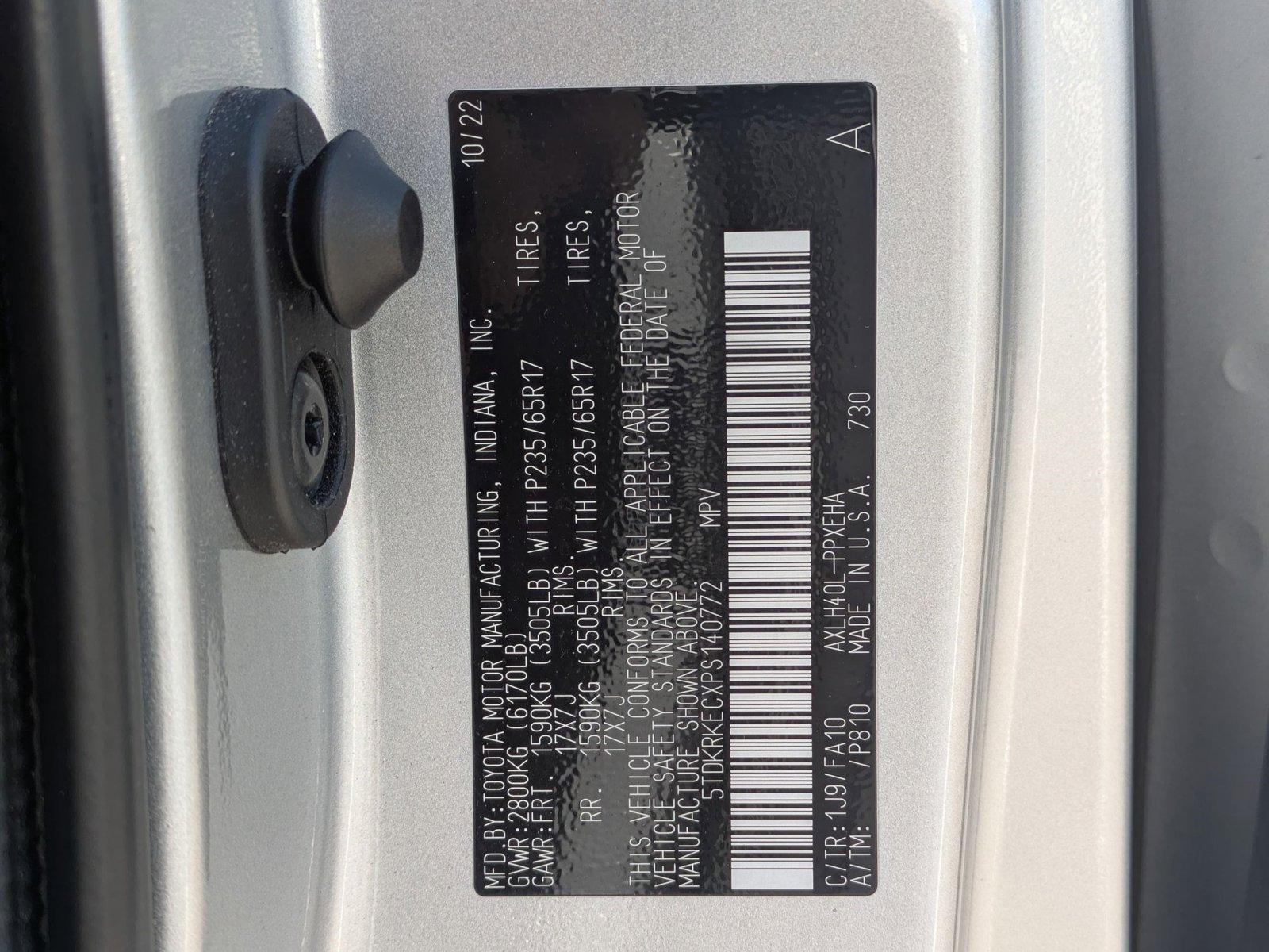 2023 Toyota Sienna Vehicle Photo in Sarasota, FL 34231