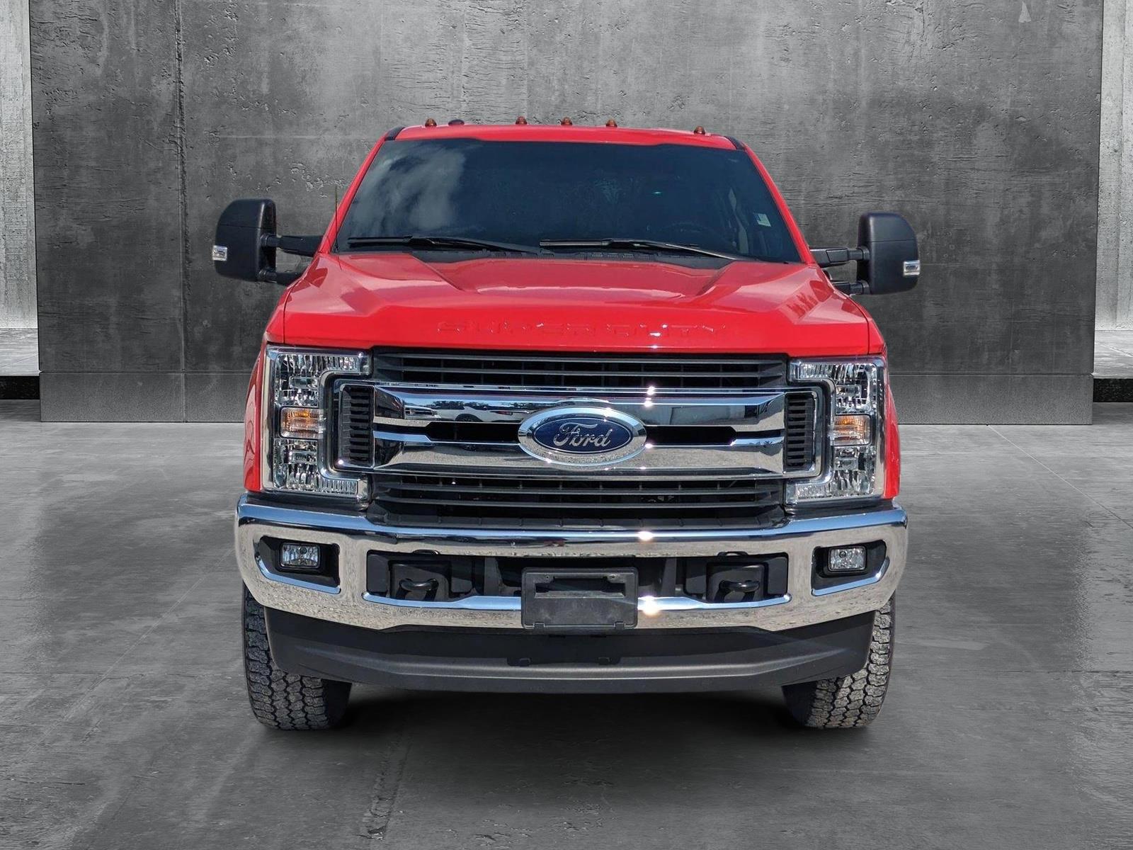 2017 Ford Super Duty F-250 SRW Vehicle Photo in Bradenton, FL 34207