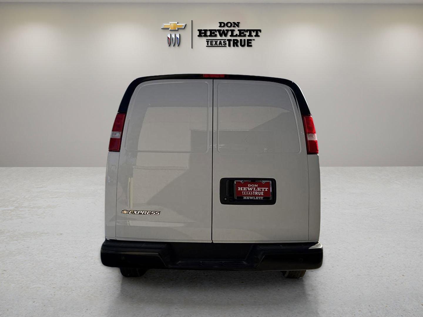 2024 Chevrolet Express Cargo 2500 Vehicle Photo in GEORGETOWN, TX 78626-7508