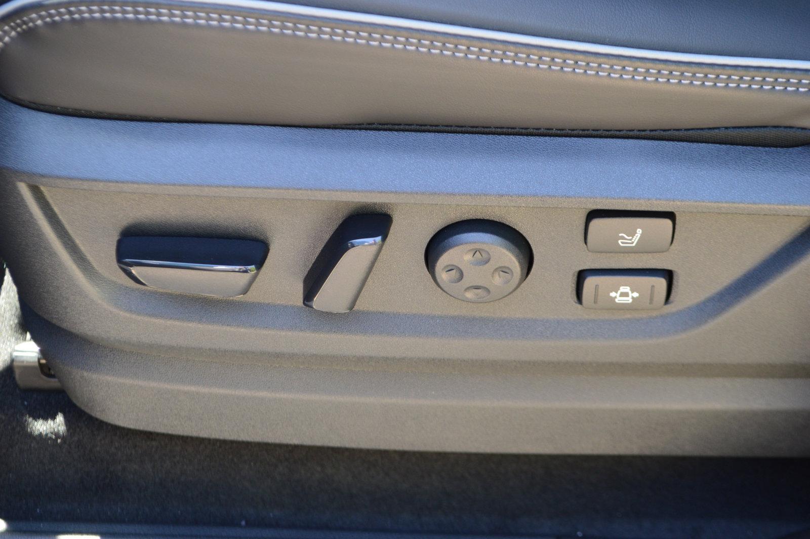 2025 INFINITI QX80 Vehicle Photo in Houston, TX 77090