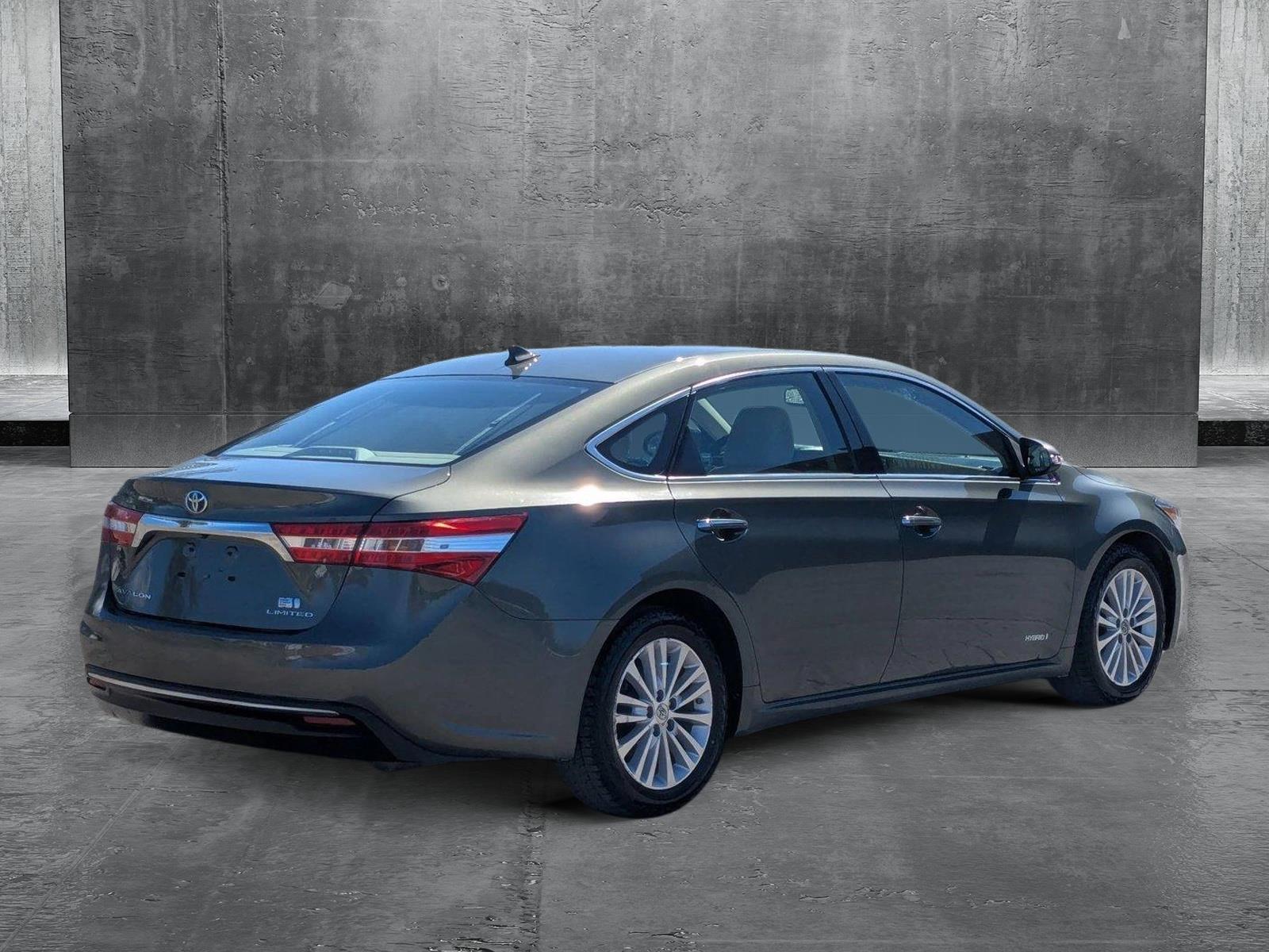 2014 Toyota Avalon Hybrid Vehicle Photo in Spokane Valley, WA 99206
