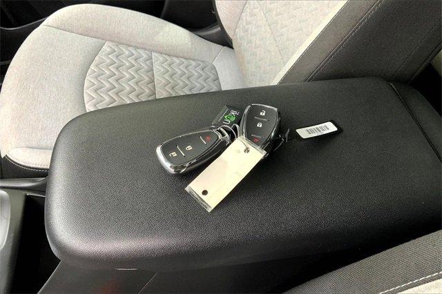 2022 Chevrolet Equinox Vehicle Photo in TOPEKA, KS 66609-0000