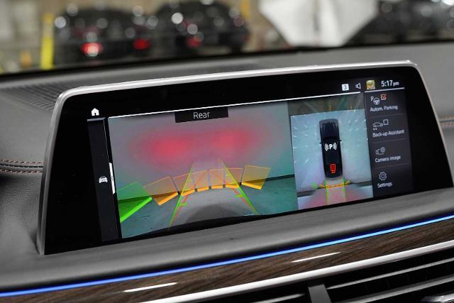 2022 BMW 750i xDrive Vehicle Photo in GRAPEVINE, TX 76051