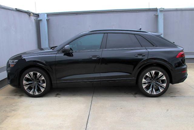 2025 Audi Q8 Vehicle Photo in SUGAR LAND, TX 77478