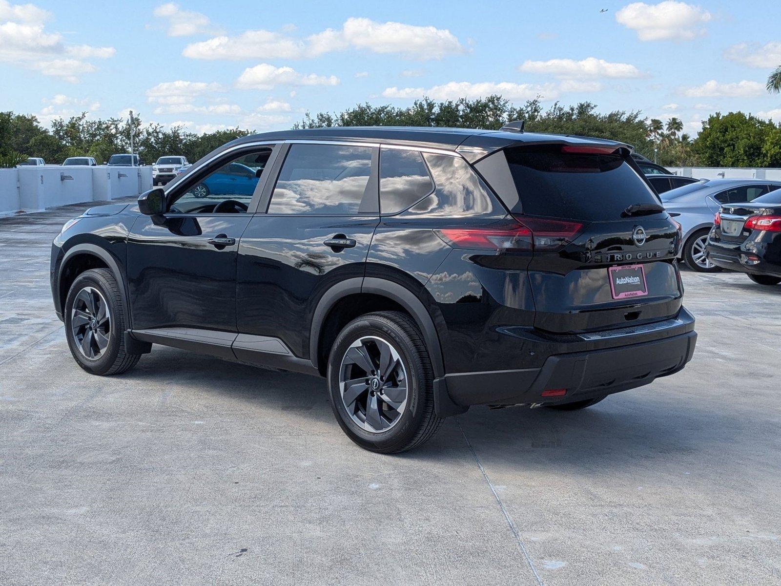 2025 Nissan Rogue Vehicle Photo in Pembroke Pines , FL 33084