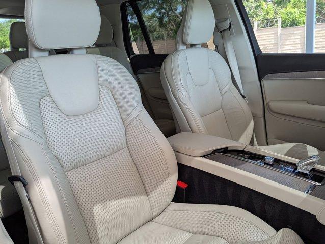2021 Volvo XC90 Vehicle Photo in San Antonio, TX 78230