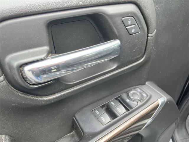 2019 Chevrolet Silverado 1500 Vehicle Photo in TULLY, NY 13159-3159