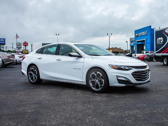 2024 Chevrolet Malibu Vehicle Photo in MADISON, IN 47250-1611