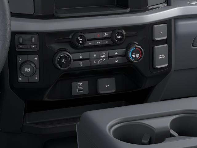 2025 Ford Super Duty F-250 SRW Vehicle Photo in Neenah, WI 54956