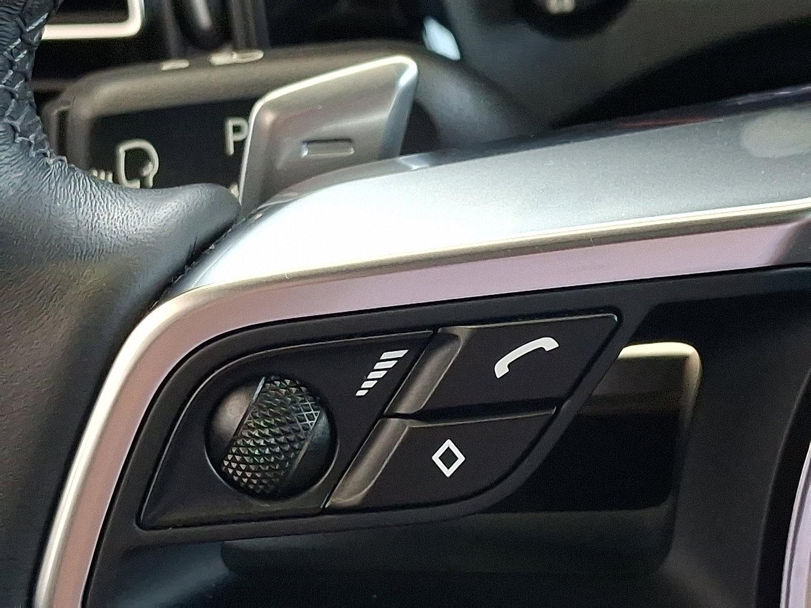 2020 Porsche Macan Vehicle Photo in Lancaster, PA 17601