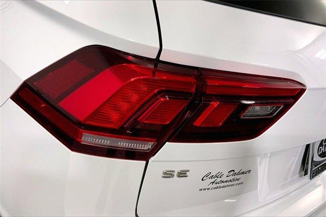 2024 Volkswagen Tiguan Vehicle Photo in KANSAS CITY, MO 64114-4502
