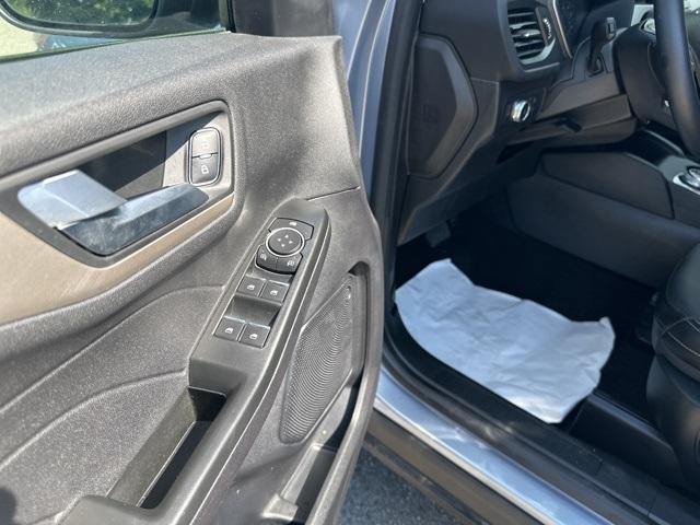 2022 Ford Escape Vehicle Photo in Webster, MA 01570-1415