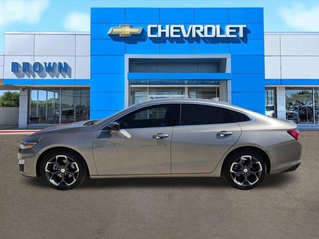 Used 2022 Chevrolet Malibu 1LT with VIN 1G1ZD5ST8NF112493 for sale in Del Rio, TX