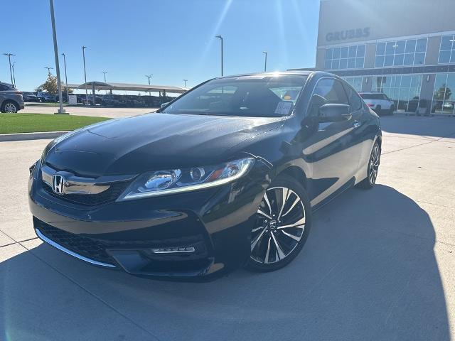 2017 Honda Accord Coupe Vehicle Photo in Grapevine, TX 76051