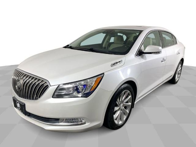 2016 Buick LaCrosse Vehicle Photo in ALLIANCE, OH 44601-4622