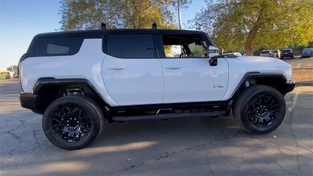 2025 GMC HUMMER EV SUV Vehicle Photo in GOODYEAR, AZ 85338-1310