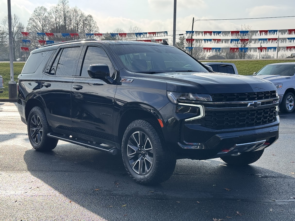 2021 Chevrolet Tahoe Vehicle Photo in BOONVILLE, IN 47601-9633