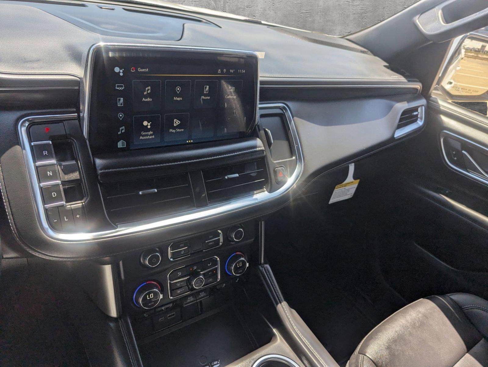 2024 Chevrolet Suburban Vehicle Photo in CORPUS CHRISTI, TX 78412-4902