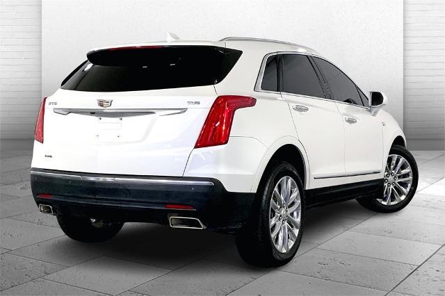 2017 Cadillac XT5 Vehicle Photo in Lees Summit, MO 64086