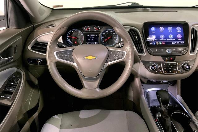 2022 Chevrolet Malibu Vehicle Photo in Lees Summit, MO 64086