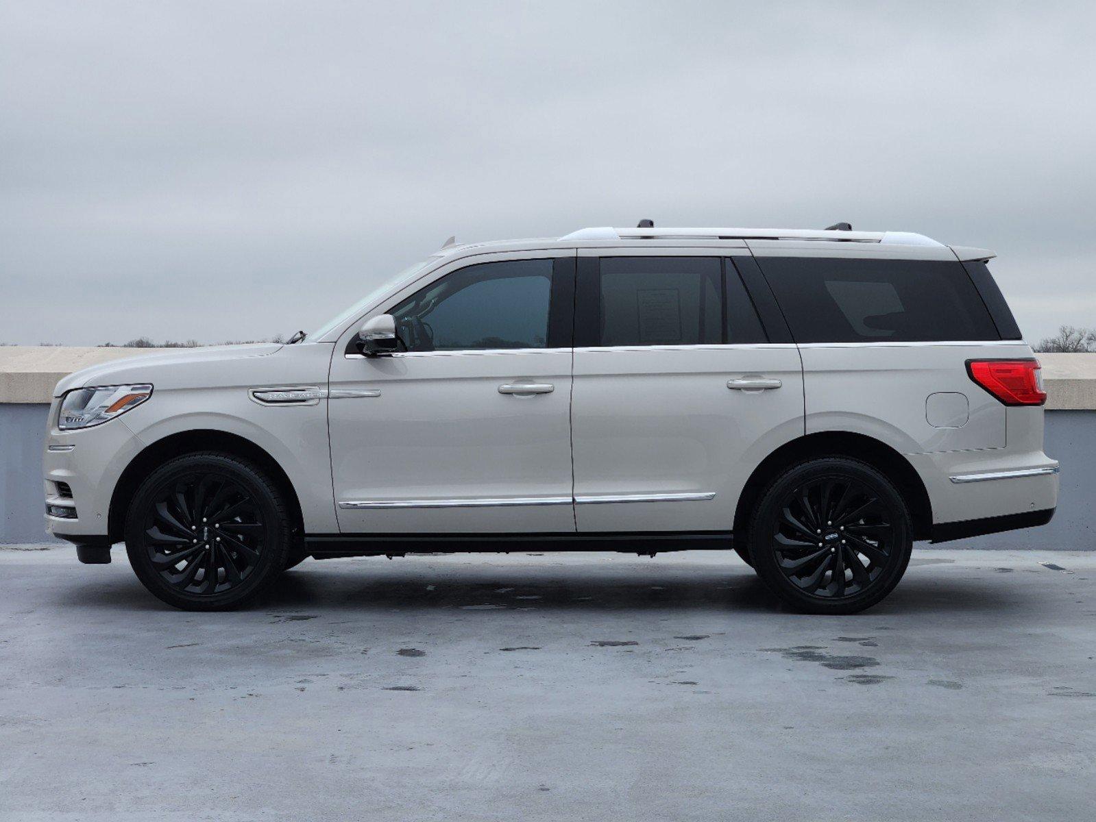 2021 Lincoln Navigator Vehicle Photo in DALLAS, TX 75209