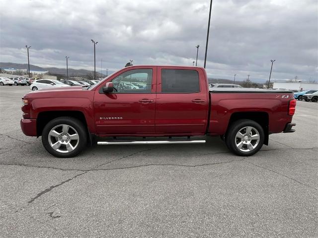 2018 Chevrolet Silverado 1500 Vehicle Photo in ALCOA, TN 37701-3235
