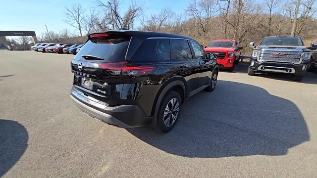 2022 Nissan Rogue Vehicle Photo in Pleasant Hills, PA 15236