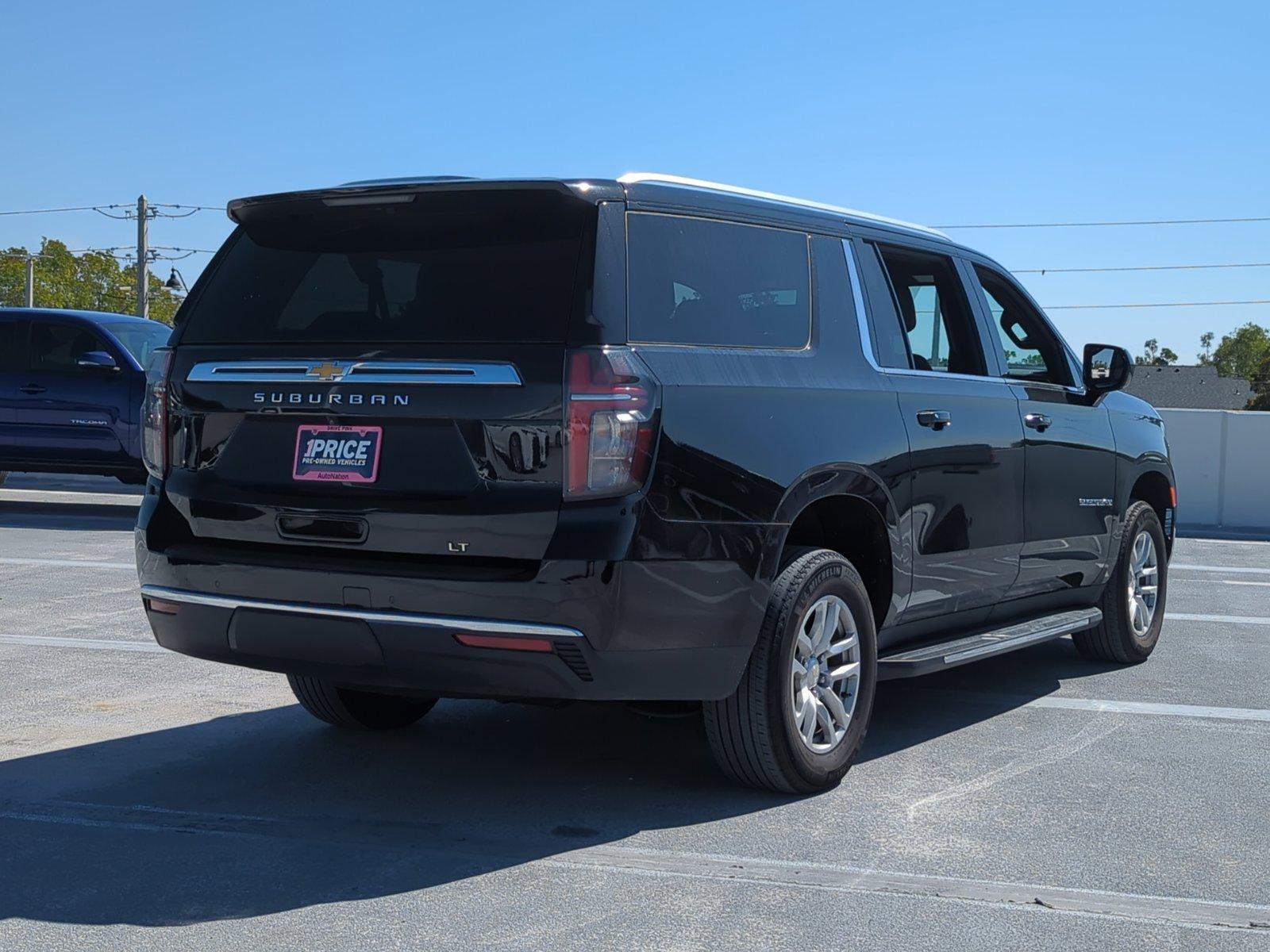 2023 Chevrolet Suburban Vehicle Photo in Ft. Myers, FL 33907