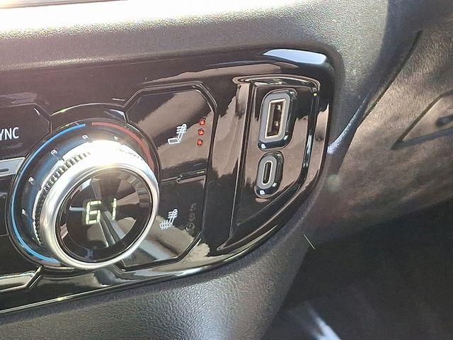 2024 GMC Sierra 1500 Vehicle Photo in DANBURY, CT 06810-5034