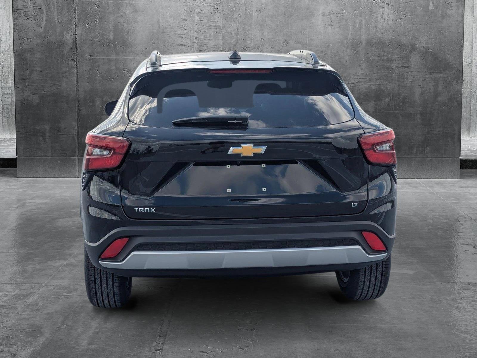 2025 Chevrolet Trax Vehicle Photo in PEMBROKE PINES, FL 33024-6534