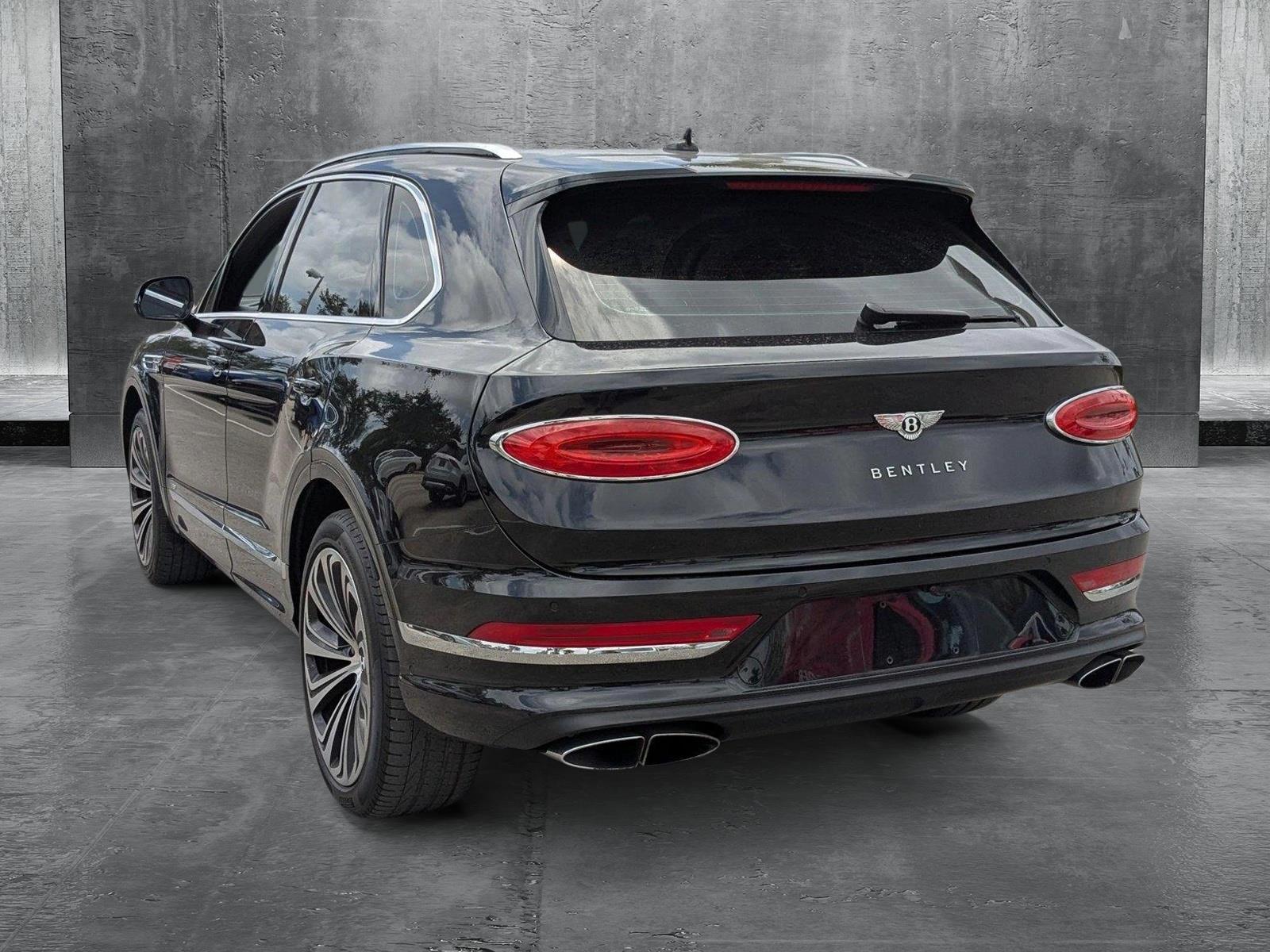 2021 Bentley Bentayga Vehicle Photo in Miami, FL 33169