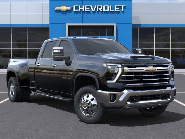 2025 Chevrolet Silverado 3500 HD Vehicle Photo in GREENACRES, FL 33463-3207
