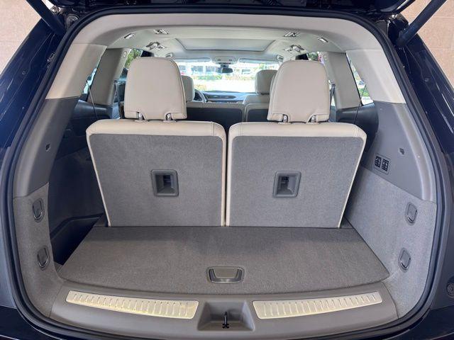 2025 Cadillac XT6 Vehicle Photo in DELRAY BEACH, FL 33483-3294
