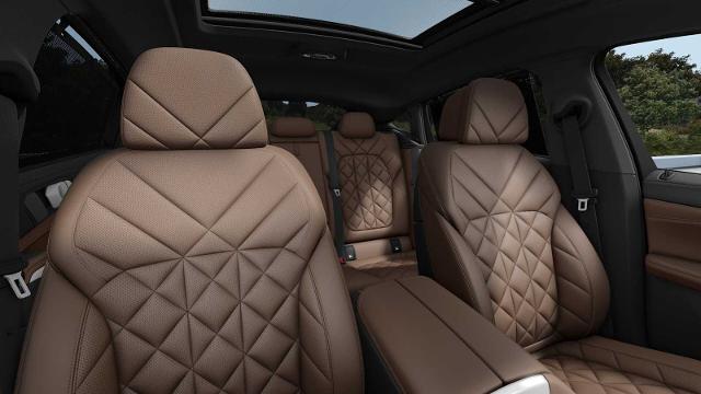 2026 BMW X6 xDrive40i Vehicle Photo in GRAPEVINE, TX 76051