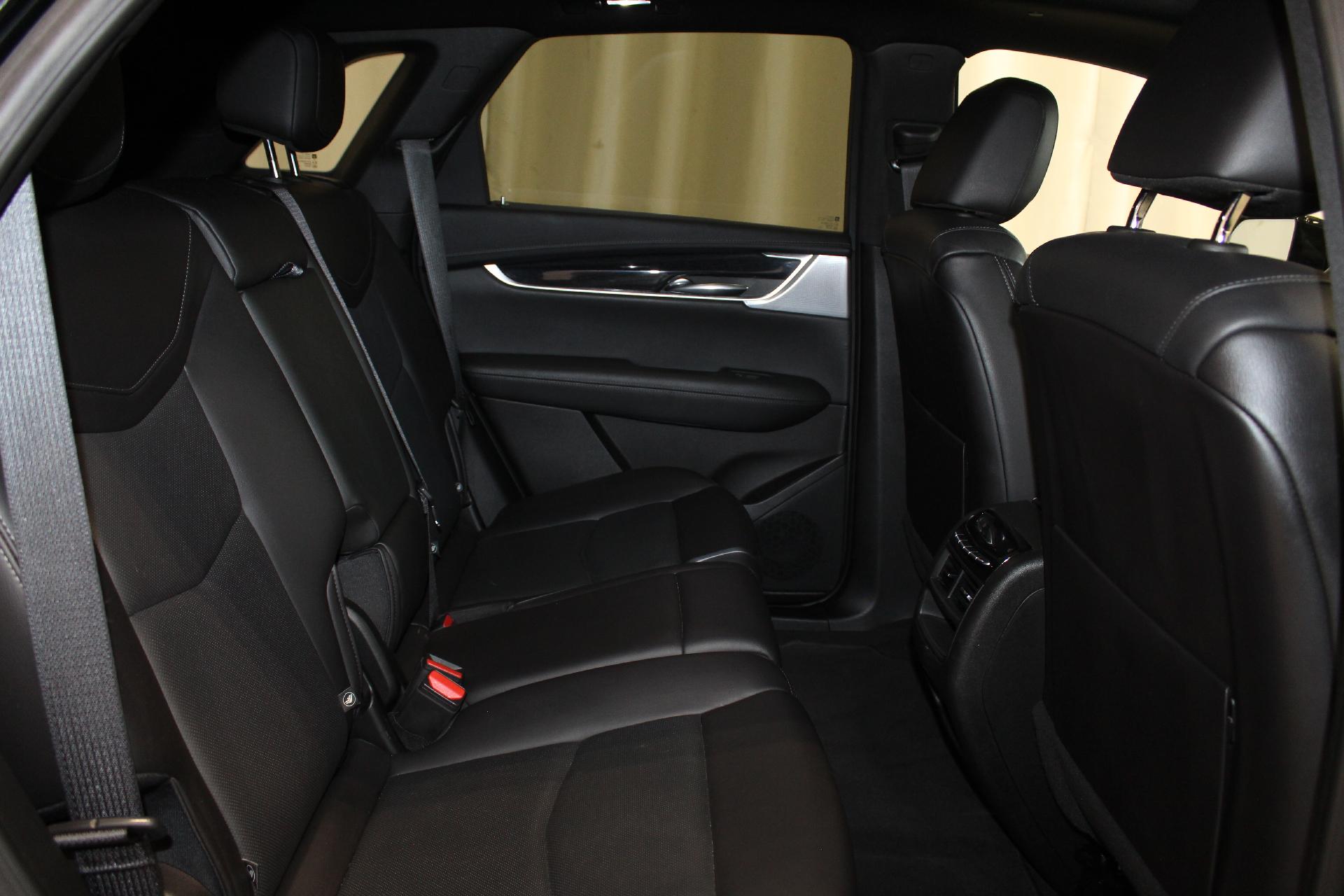 2023 Cadillac XT5 Vehicle Photo in NORTHAMPTON, MA 01060-1120