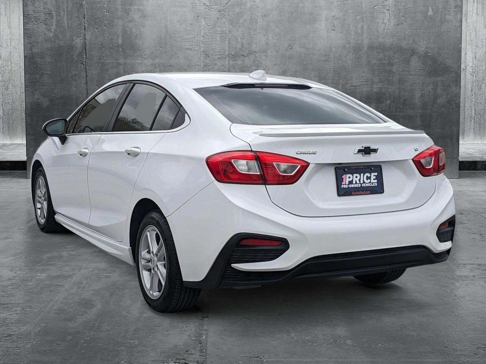 2018 Chevrolet Cruze Vehicle Photo in MIAMI, FL 33172-3015