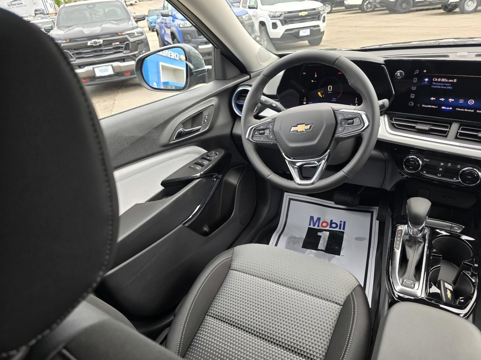 2025 Chevrolet Trax Vehicle Photo in Rolla, MO 65401
