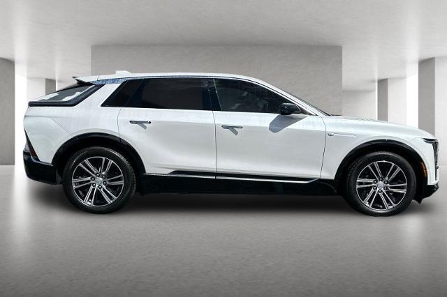 Used 2025 Cadillac LYRIQ Luxury 1 with VIN 1GYKPNRK0SZ308283 for sale in Newark, CA