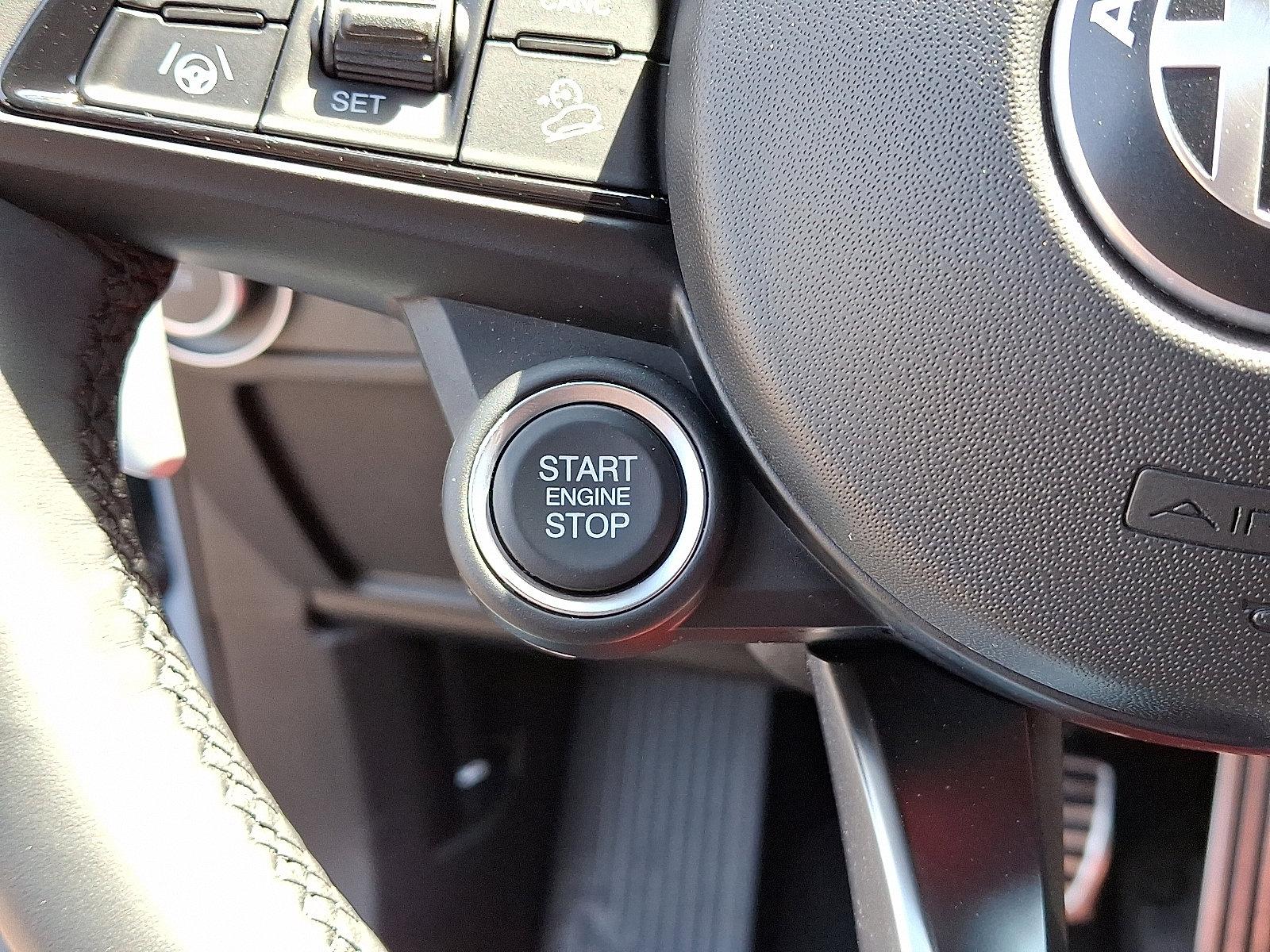 2025 Alfa Romeo Stelvio Vehicle Photo in Willow Grove, PA 19090