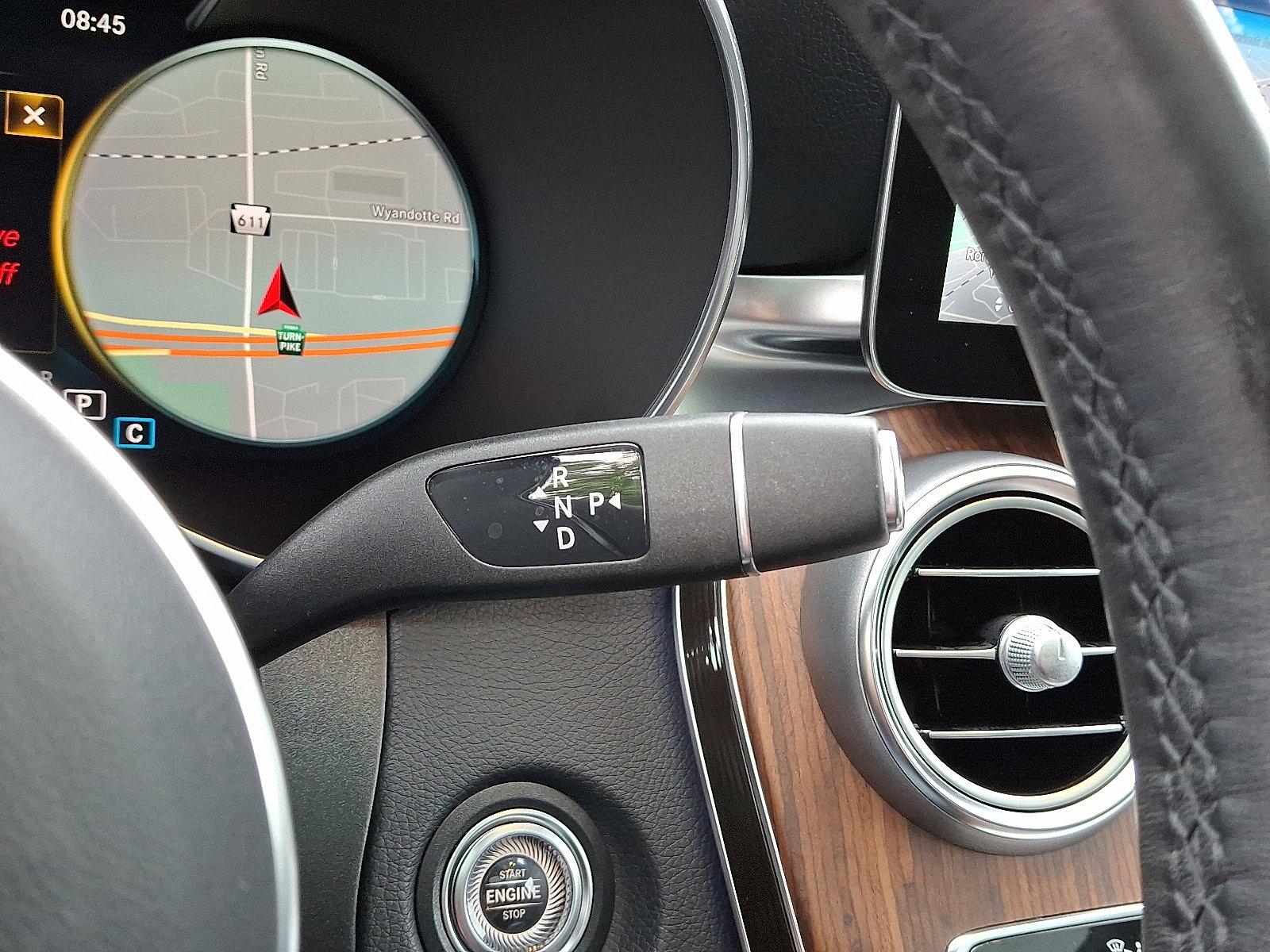 2022 Mercedes-Benz GLC Vehicle Photo in Willow Grove, PA 19090