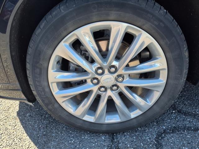 2022 Cadillac XT6 Vehicle Photo in SMITHTOWN, NY 11787-5023