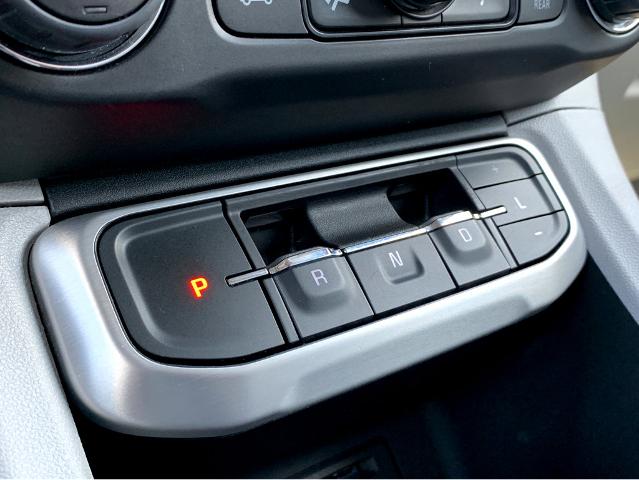 2023 GMC Acadia Vehicle Photo in BEAUFORT, SC 29906-4218