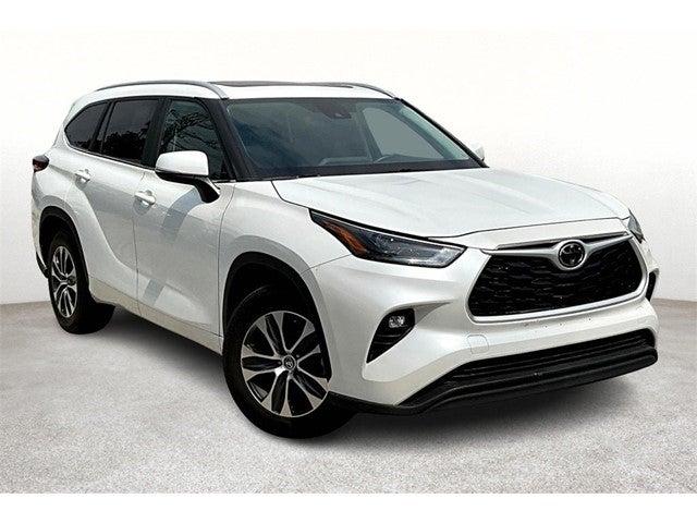 2023 Toyota Highlander Vehicle Photo in San Antonio, TX 78230