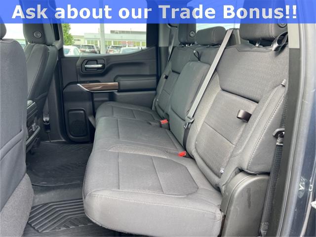 2021 Chevrolet Silverado 1500 Vehicle Photo in GREEN BAY, WI 54304-5303